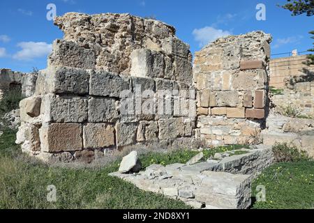 L'edificio rimane nel quartiere Byrsa di Cartagine Antica in Tunisia Foto Stock