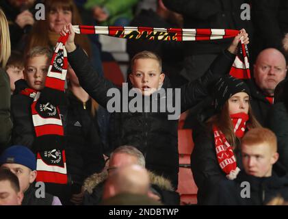 Sheffield, Regno Unito. 15th Feb, 2023. Un fan di Sheffield Utd durante la partita del campionato Sky Bet a Bramall Lane, Sheffield. Il credito per le immagini dovrebbe essere: Simon Bellis/Sportimage Credit: Sportimage/Alamy Live News Foto Stock