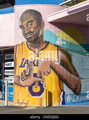 Una foto del murale di Kobe Bryant, sul Sunset Boulevard, creato da Muckrock nel 2020. Foto Stock