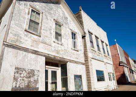 Ohio, Illinois - Stati Uniti - 13th febbraio 2023: Esterno del vecchio edificio e storefront in Ohio, Illinois. Foto Stock