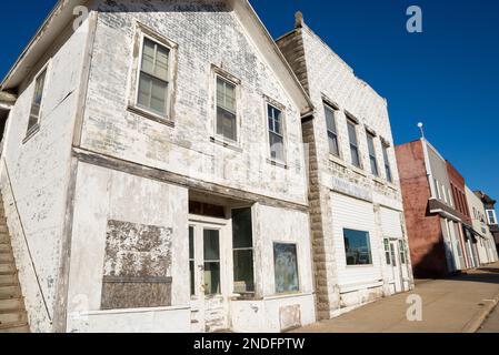 Ohio, Illinois - Stati Uniti - 13th febbraio 2023: Esterno del vecchio edificio e storefront in Ohio, Illinois. Foto Stock