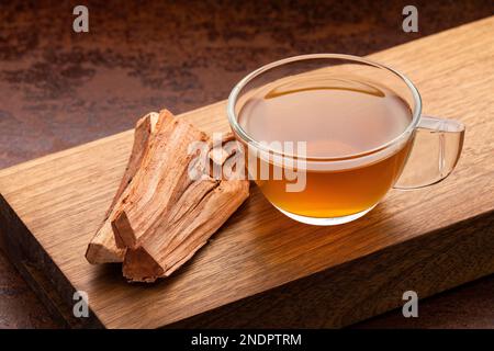 Bevanda calda medicinale biologica chaparro - Castela texana Foto Stock