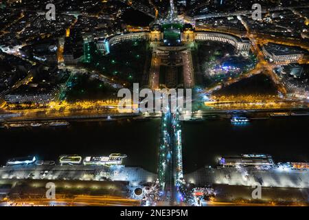 Parigi vista dalla Torre Eiffel Foto Stock