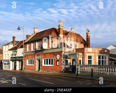 The Woolpack Public House, Mill Bridge, Hertford, Hertfordshire, Inghilterra, REGNO UNITO Foto Stock