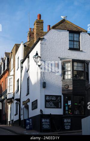 Broadstairs, KENT/UK - 29 GENNAIO : Vista del negozio Old Curiosità a Broadstairs il 29 Gennaio 2020 Foto Stock