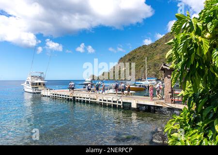 Molo di sbarco, Soufrière, quartiere Soufrière, Santa Lucia, piccole Antille, Caraibi Foto Stock
