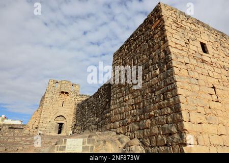 Qasr al Azraq, lateinisch Basianis, Basienis, Oder Amatha, Blaue Festung, ein historisches römisches und byzantinisches Militärlager am vorderen Limes Foto Stock