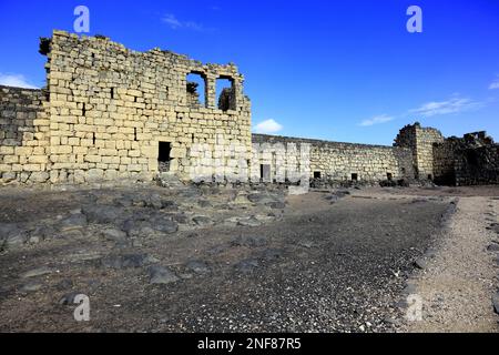 Qasr al Azraq, lateinisch Basianis, Basienis, Oder Amatha, Blaue Festung, ein historisches römisches und byzantinisches Militärlager am vorderen Limes Foto Stock