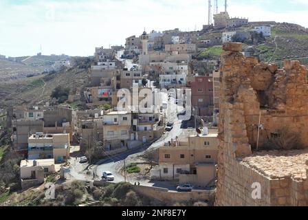 Ruinen einer Kreuzfahrerburg, Templerburg, Kerak, Jordanien / rovine del castello dei crociati del Regno di Gerusalemme, castello Templari, Ker Foto Stock