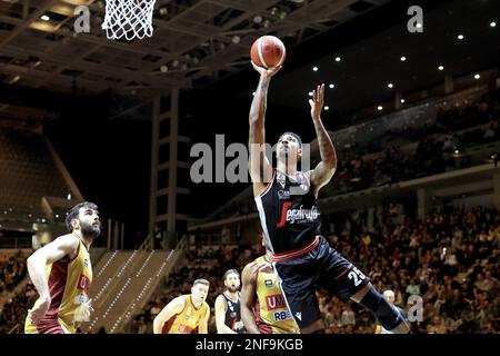 PalaAlpitour, Torino, Italia, 16 febbraio 2023, Mickey Jordan (Virtus Segafredo Bologna) durante la finale otto - quarti di finale - Virtus Segafredo Bolog Foto Stock