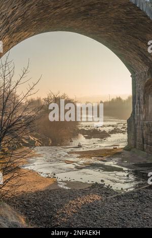 Il fiume South Tyne a Alston Arches, Haltwhistle, Northumberland Foto Stock