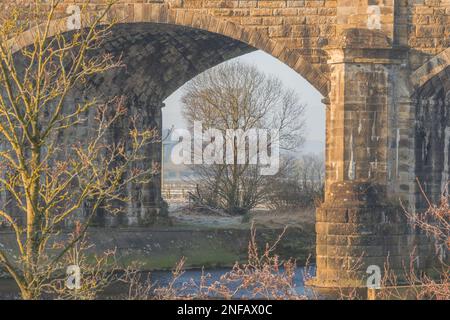 Il fiume South Tyne a Alston Arches, Haltwhistle, Northumberland Foto Stock