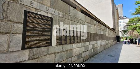 Il muro dei giusti, Parigi, Francia. Le mur des justes - Mémorial de la Shoah. Parigi, Francia Foto Stock