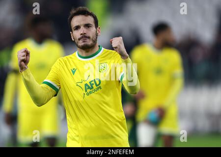 Torino, Italia. Il 16 febbraio 2023, Pedro Chirivella del FC Nantes gesta durante la partita di calcio della UEFA Europa League di calcio finale di una partita tra Juventus e FC Nantes allo stadio Allianz il 16 febbraio 2023 a Torino. Foto Stock