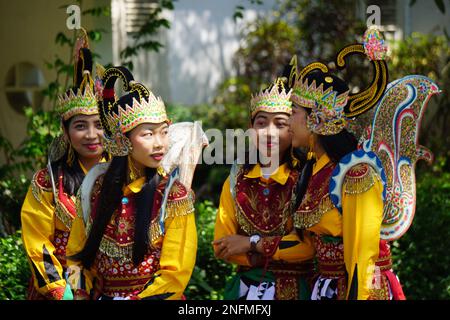 Indonesiano eseguire la danza jaranan pegon Foto Stock