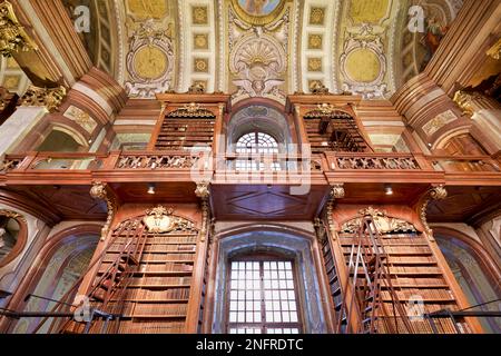 Il Prunksaal, centro della vecchia biblioteca imperiale all'interno della Biblioteca Nazionale Austriaca. Vienna Austria Foto Stock