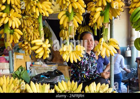 Mercato Centrale (Psah Thom Thmey) di Phnom Penh, Cambogia Foto Stock