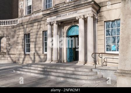 L'ingresso frontale della Galleria Municipale di Arte moderna di Hugh Lane, Dublino, Irlanda Foto Stock