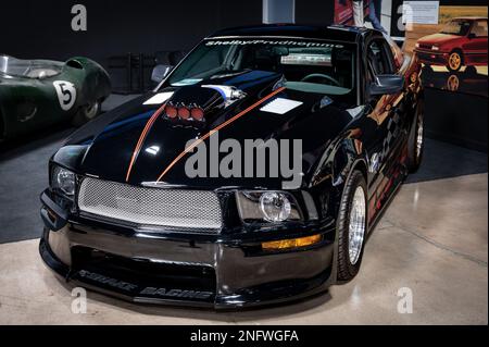 Un dettaglio dell'esclusiva auto da corsa nera Shelby Mustang GT500 Super Snake Prudhomme Edition Foto Stock