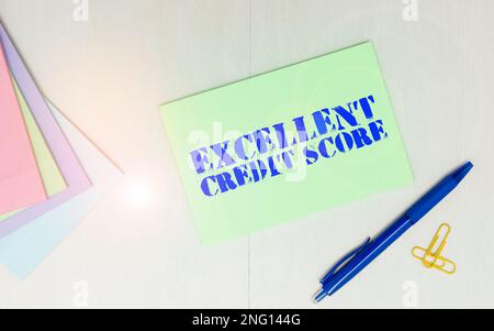 Scrittura che visualizza il testo eccellente segno di accreditamento. Approccio aziendale relazione della persona di posizione finanziaria e capacità di pagare Foto Stock