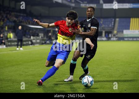 Waalwijk, Paesi Bassi. 17th Feb, 2023. WAALWIJK - (lr) rk67, fgs85 durante la partita della Premier League olandese tra RKC Waalwijk e Fortuna Sittard allo stadio Mandemakers il 17 febbraio 2023 a Waalwijk, Paesi Bassi. ANP BART STOUTJESDYK Credit: ANP/Alamy Live News Foto Stock