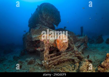 Il naufragio della SS Thistlegorm, una nave a vapore da carico britannica affondata da aerei bombardieri tedeschi nel 1941 durante la seconda guerra mondiale, locomotiva, Ras Muhammad National Park Foto Stock