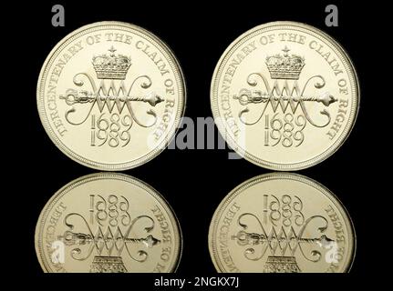 Lato opposto di una moneta del 1989 £2 che commemora il terzo centenario della rivendicazione di diritto Foto Stock