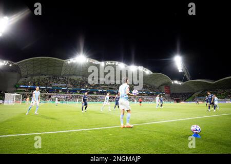 Melbourne, Victoria, Australia. 18th Feb, 2023. MELBOURNE, AUSTRALIA - FEBBRAIO 18: Melbourne Victory gioca a Melbourne City nella a-League Men's Match all'AAMI Park, il 18 Febbraio 2023, a Melbourne, Australia (Credit Image: © Chris Putnam/ZUMA Press Wire) SOLO PER USO EDITORIALE! Non per USO commerciale! Foto Stock