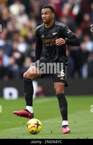 Birmingham, Regno Unito. 18th Feb, 2023. Gabriel dell'Arsenal durante la partita della Premier League a Villa Park, Birmingham. Il credito dell'immagine dovrebbe essere: Darren Staples/Sportimage Credit: Sportimage/Alamy Live News Foto Stock