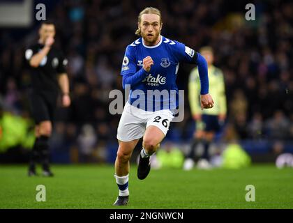 Liverpool, Regno Unito. 18th Feb, 2023. Tom Davies durante la partita della Premier League al Goodison Park, Liverpool. Il credito dell'immagine dovrebbe essere: Gary Oakley/Sportimage Credit: Sportimage/Alamy Live News Foto Stock