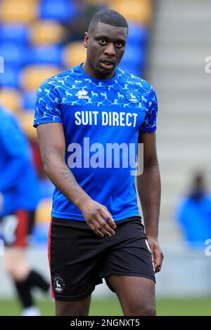 Londra, Regno Unito. 18th Feb, 2023. Josh Umerah di Hartlepool United si scalda prima di iniziare la partita della EFL Sky Bet League 2 tra AFC Wimbledon e Hartlepool United a Plough Lane, Londra, Inghilterra il 18 febbraio 2023. Foto di Carlton Myrie. Solo per uso editoriale, licenza richiesta per uso commerciale. Non è utilizzabile nelle scommesse, nei giochi o nelle pubblicazioni di un singolo club/campionato/giocatore. Credit: UK Sports Pics Ltd/Alamy Live News Foto Stock