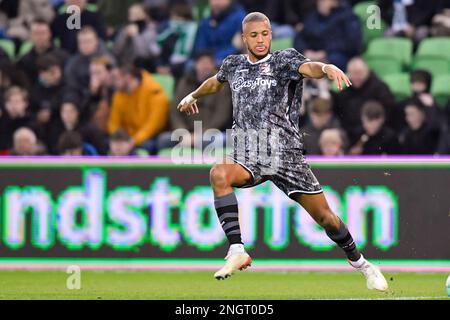 18-02-2023: Sport: Groningen contro Emmen GRONINGEN, PAESI BASSI - FEBBRAIO 18: Richairo Zivkovic (FC Emmen) durante la partita Eredivie FC Groningen and Foto Stock