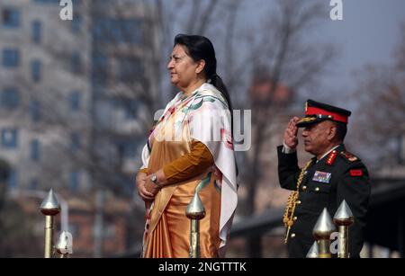 Kathmandu, Bagmati, Nepal. 19th Feb, 2023. Il presidente del Nepal Bidhya Devi Bhandari (L) partecipa alla celebrazione della Giornata Nazionale della democrazia a Tundikhel a Kathmandu, Nepal, il 19 febbraio 2023. La 73rd Giornata Nazionale della democrazia in Nepal è stata celebrata domenica con vari programmi per commemorare il giorno in cui la nazione ha ottenuto la libertà dal regime di Rana. (Credit Image: © Sunil Sharma/ZUMA Press Wire) SOLO PER USO EDITORIALE! Non per USO commerciale! Credit: ZUMA Press, Inc./Alamy Live News Foto Stock