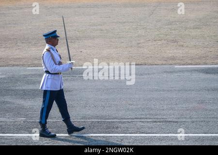 Kathmandu, Nepal. 19th Feb, 2023. Il 19 febbraio 2023 a Kathmandu, Nepal. L'esercito nepalese partecipa nel marzo scorso alla celebrazione della Giornata nazionale della democrazia presso i locali del padiglione dell'esercito. (Foto di Abhishek Maharjan/Sipa USA) Credit: Sipa USA/Alamy Live News Foto Stock