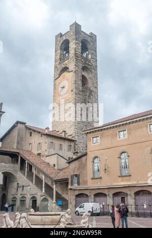 Bergamo, Italia - 30 settembre 2022: Campanone a Bergamo. Foto Stock