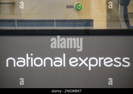 Logo del treno National Express su un treno tedesco. Credito: Sinai Noor/Alamy Foto Stock