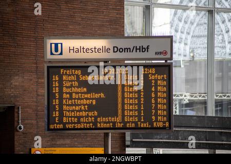 Colonia, Germania: Partenza alla stazione Dom. Credito: Sinai Noor/Alamy Foto Stock