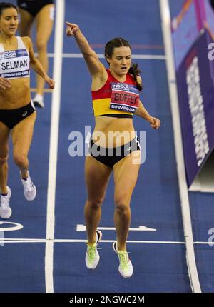 Isabelle Boffey vince la finale femminile 800m il secondo giorno dei campionati al coperto di atletica del Regno Unito all'Utilita Arena, Birmingham. Data immagine: Domenica 19 febbraio 2023. Foto Stock