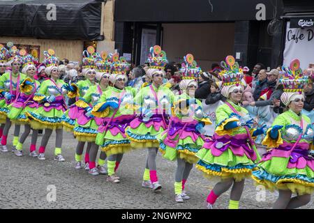 L'illustrazione mostra lo Zondagstoet della 93rd edizione del carnevale di Aalst, domenica 19 febbraio 2023. FOTO DI BELGA NICOLAS MAETERLINCK Foto Stock