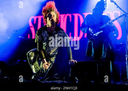 Milano 11 Febbraio 2023 Static Dress - atto di apertura per darmi l'orizzonte - live at Forum Assago Italy © Andrea Ripamonti / Alamy Foto Stock