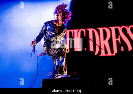 Milano 11 Febbraio 2023 Static Dress - atto di apertura per darmi l'orizzonte - live at Forum Assago Italy © Andrea Ripamonti / Alamy Foto Stock