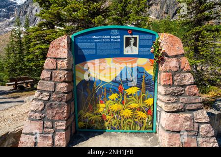 Alberta, Canada - Giugno 28 2021 : Monumento del Monte Edith Cavell. Foto Stock