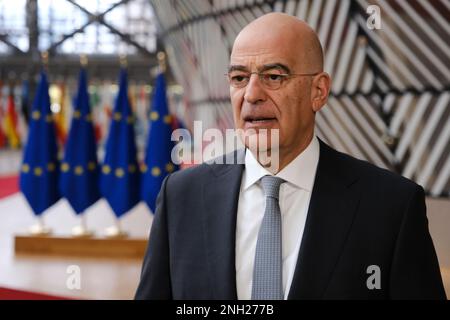 Bruxelles, Belgio. 20th Feb, 2023. Nikos DENDIAS, ministro degli Affari esteri, arriva il 20 febbraio 2023 in occasione di una riunione del Consiglio Affari esteri (FAC) presso la sede dell'UE a Bruxelles, in Belgio. Credit: ALEXANDROS MICHAILIDIS/Alamy Live News Foto Stock