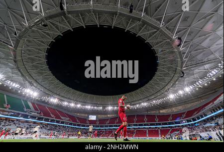 Edmilson Junior cammina con la palla durante l'al-Duhail SC (QAT) vs al-Rayyan SC (QAT) come parte del loro AFC Champions League 2022 Round del 16 allo Stadio al Thumama il 19 febbraio 2023 a Doha, Qatar. Foto di Victor Fraile / Power Sport immagini Foto Stock