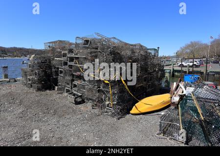 L'aragosta intrappola Northport Harbor Long Island New York Foto Stock