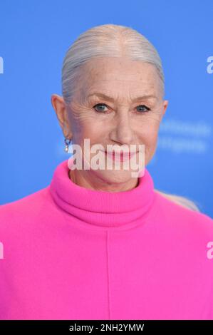 Berlino, Germania. 20th Feb, 2023. Helen Mirren partecipa al Photocall nell'ambito del 73rd° Festival Internazionale del Cinema di Berlino (Berlino), il 20 febbraio 2023. Foto di Aurore Marechal/ABACAPRESS.COM Credit: Abaca Press/Alamy Live News Foto Stock