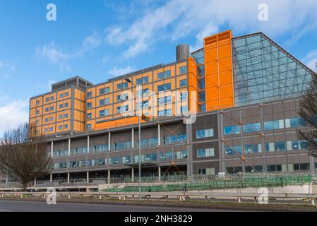 20 febbraio 2023 il Midland Metropolitan Hospital di Smethwick, Sandwell, West Midlands, si sta avvicinando al completamento dopo quattro anni di ritardi Foto Stock