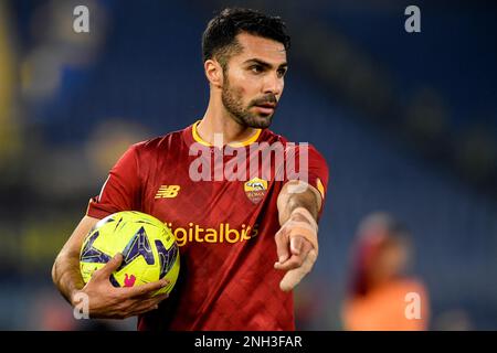 Mehmet Zeki Celik di AS Roma gesta durante la Serie Una partita di calcio tra AS Roma e Hellas Verona allo stadio Olimpico di Roma (Italia), febbraio Foto Stock