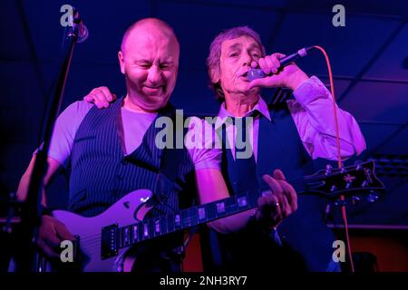 Eddie e le Hot Rod sono in scena al Stage 2 al Undercover Festival 2016, Brighton Racecourse, Brighton, East Sussex, Regno Unito. 10th settembre 2016 Foto Stock