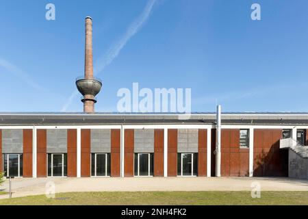 Sala del forno di ricottura dell'ex fabbrica di cavi Gempt, ora centro culturale ed eventi di Gempthalle, Lengerich, Renania settentrionale-Vestfalia, Germania Foto Stock